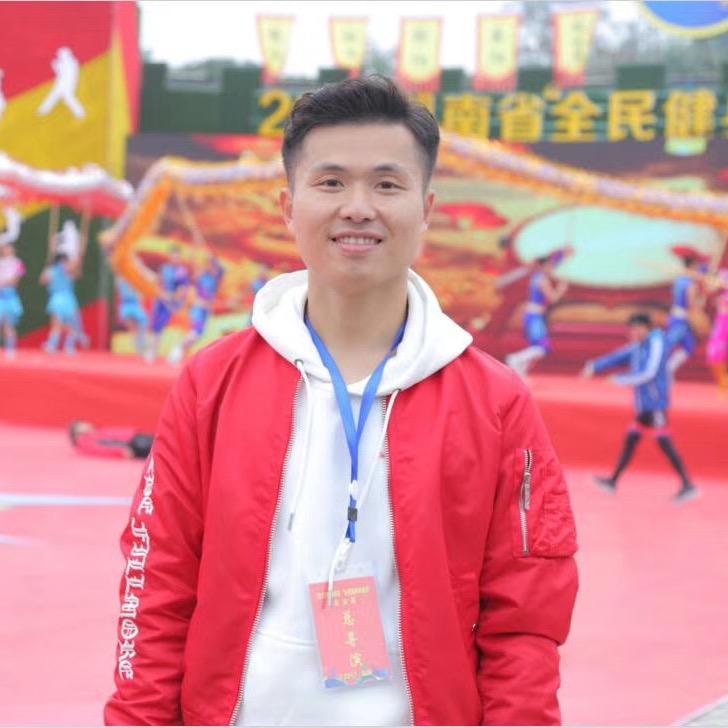爱跳舞的陈敏