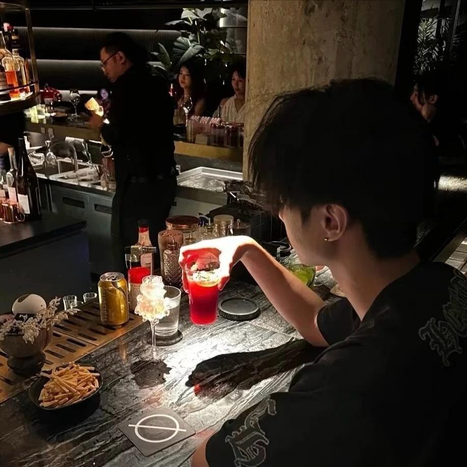 泽泽（点陪🥣主页）