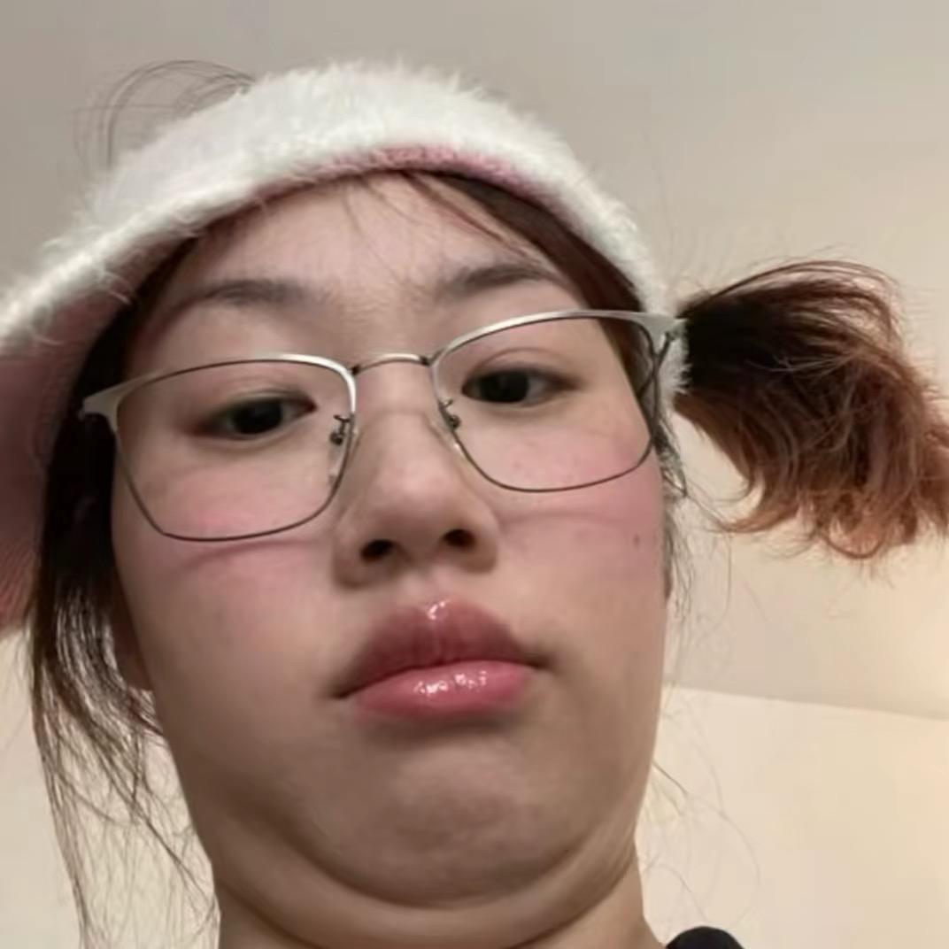 头T.