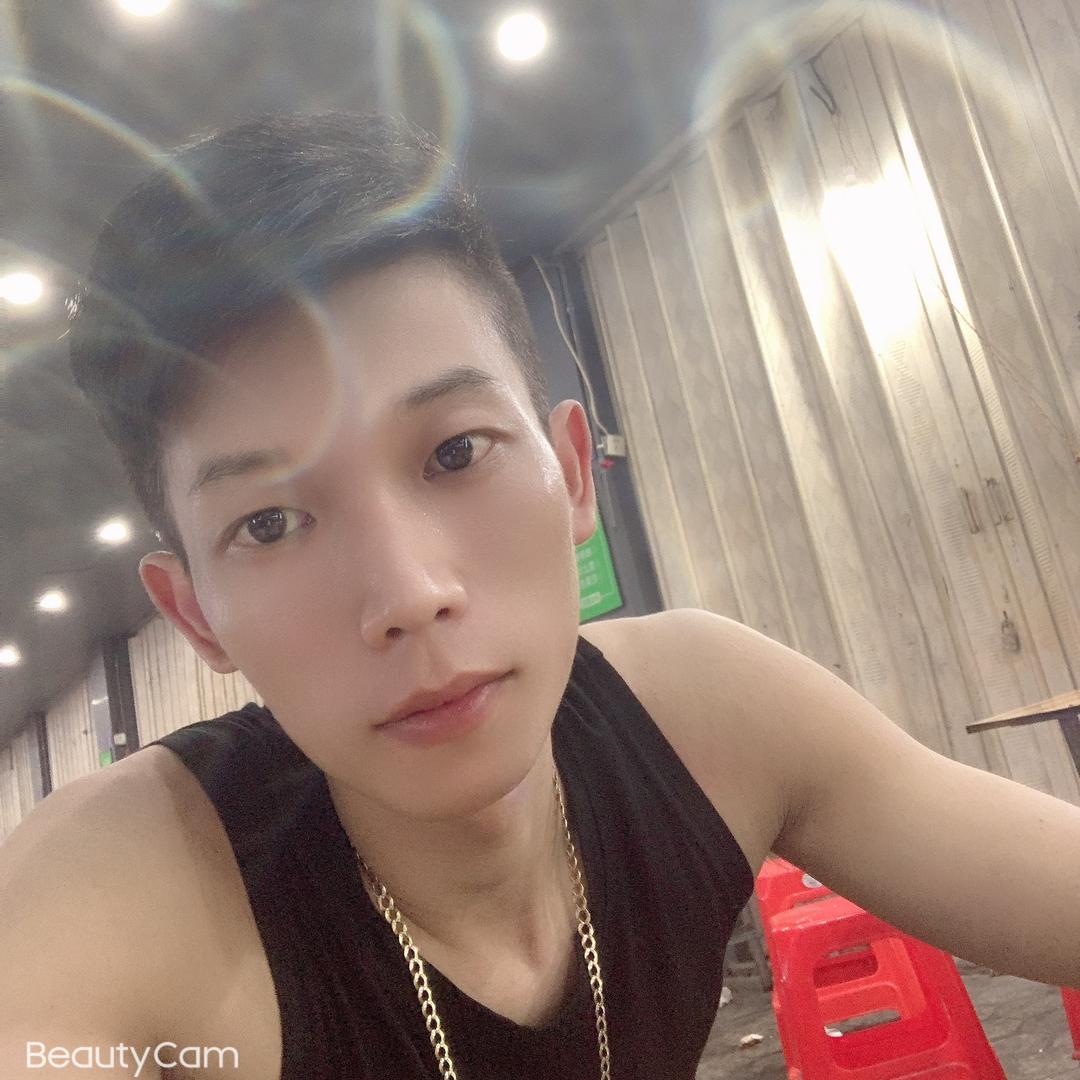 老男人阿杰90年單身狗🐶