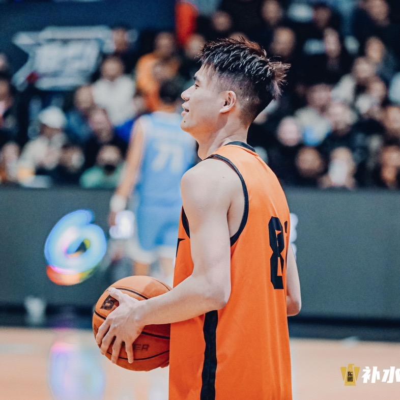 林鸿斌.🏀