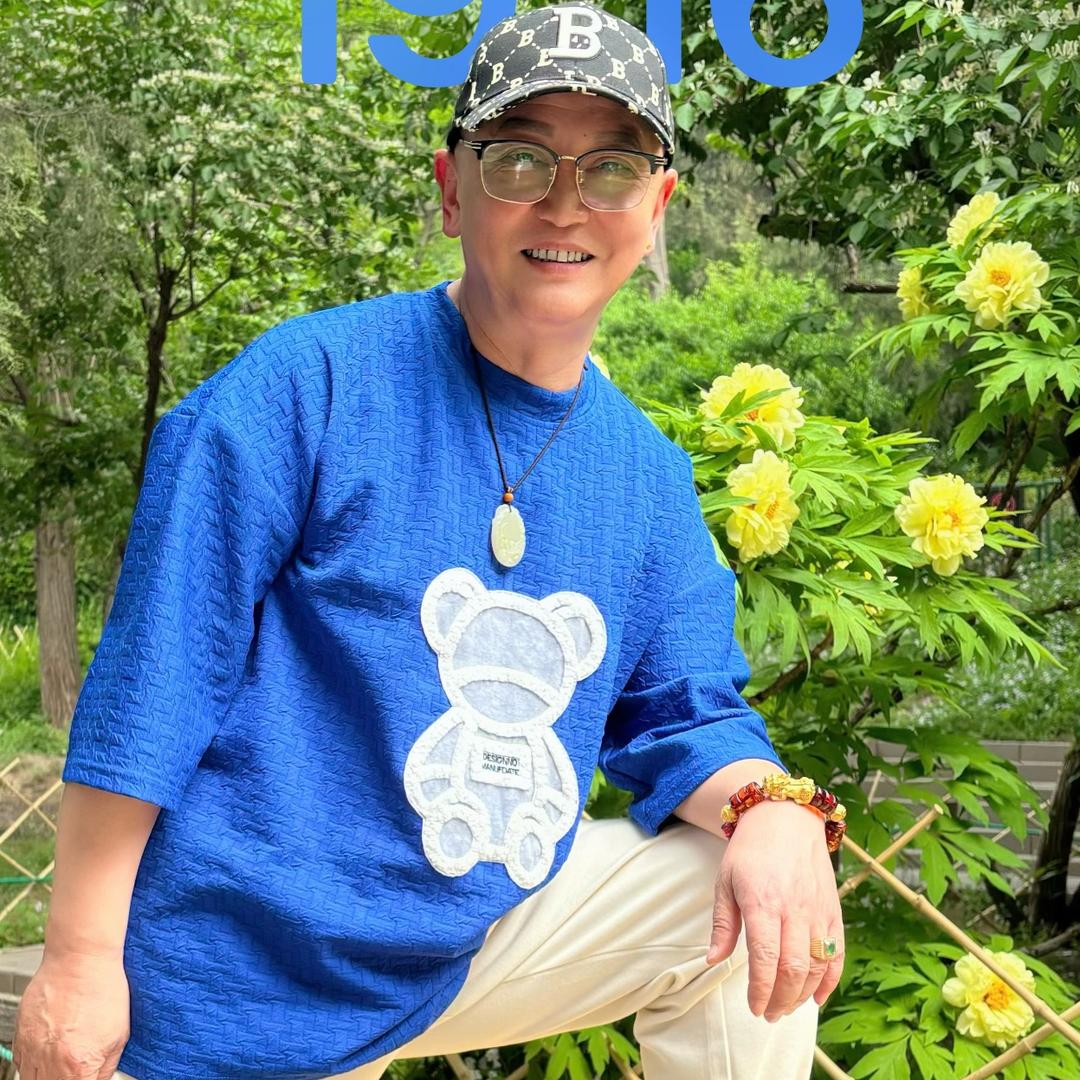 漫步秋色：(请勿打扰拒聊）