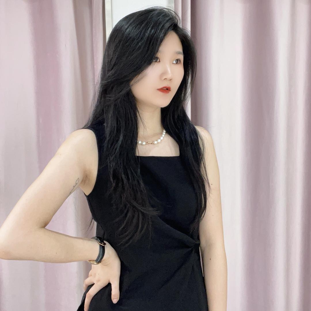 万达楚街满意女装（原明星衣橱）