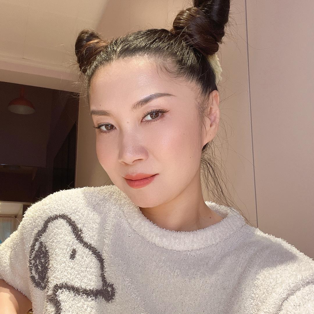 54岁的双红姐