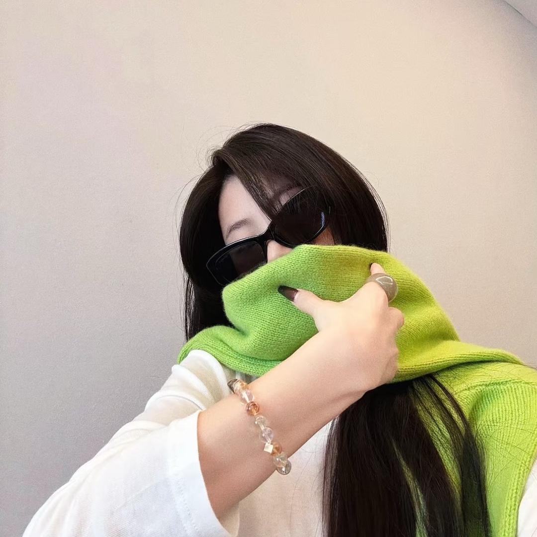 点点.
