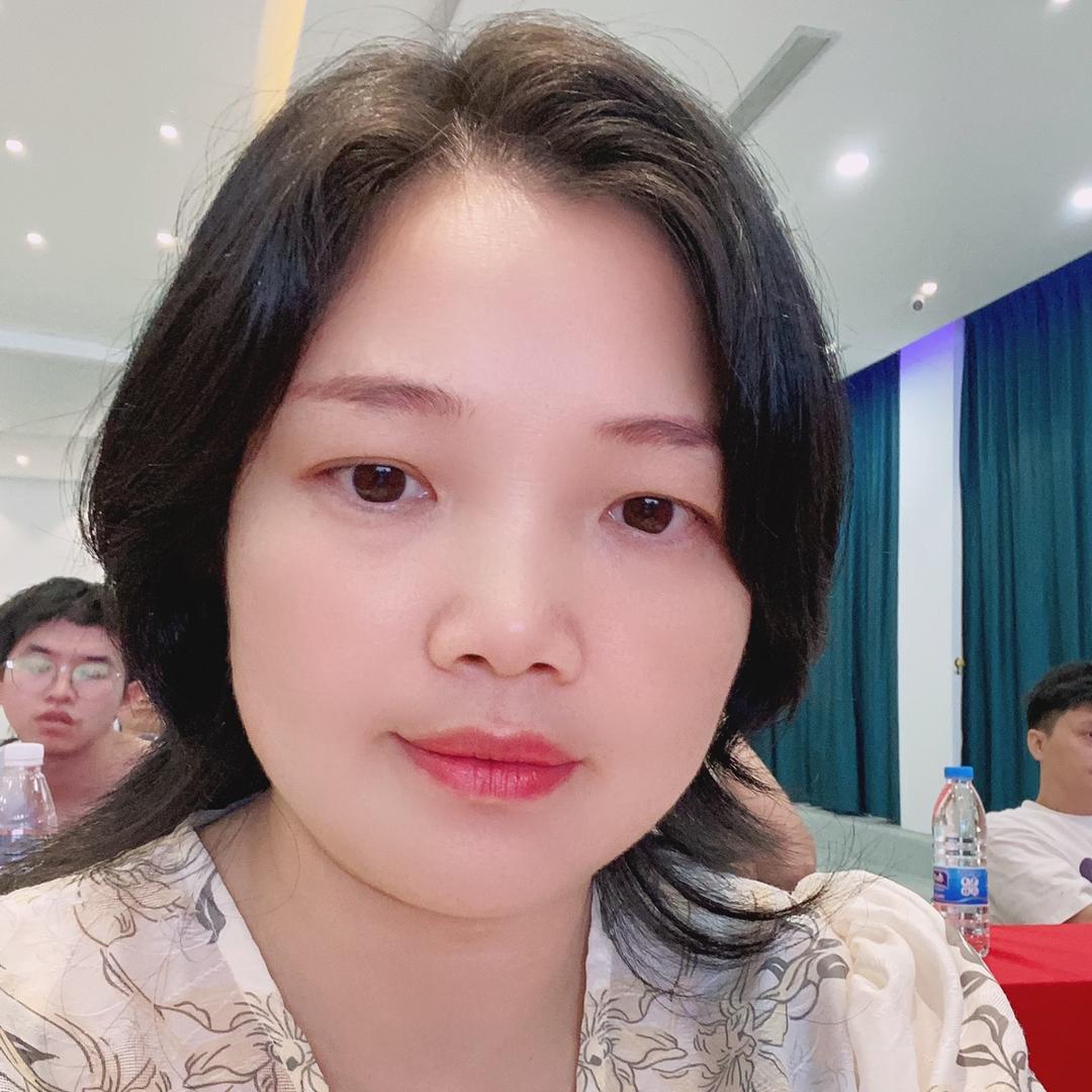 东莞市厚街芬芬鞋服店