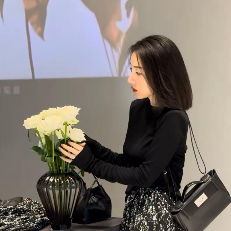 郝洁服饰（时尚穿搭）