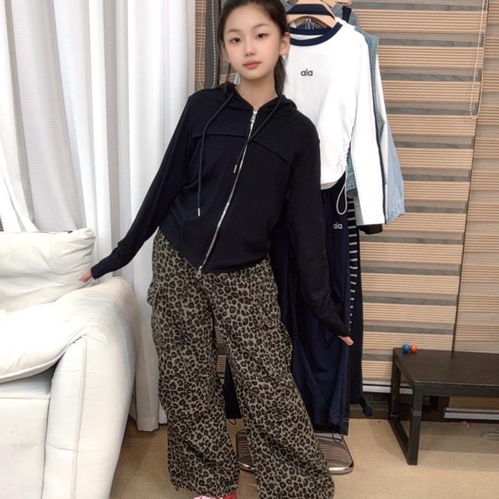 橘子甜童装铺