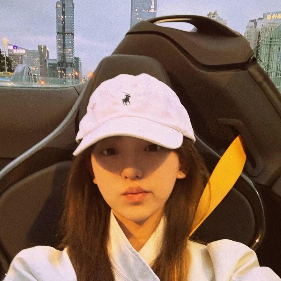 🌙•今天开心吗