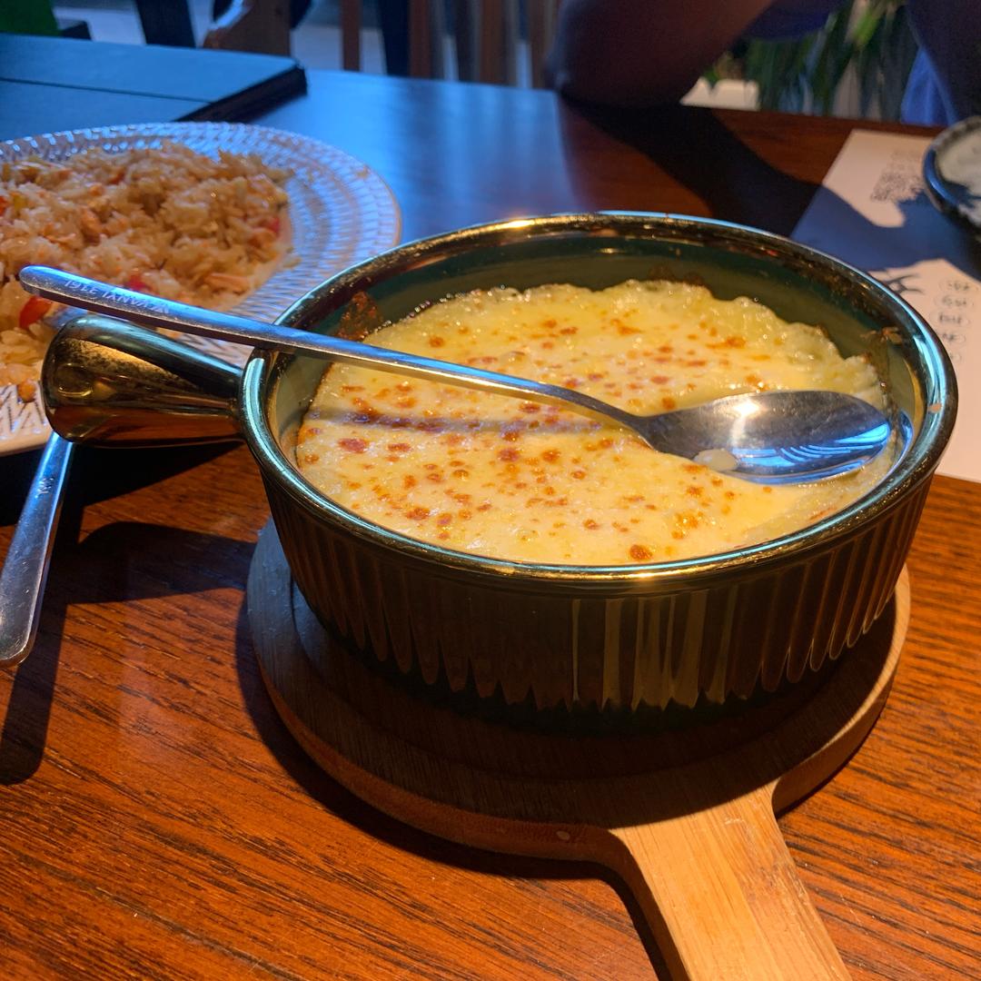 重生后变成寂寞双马尾在健身房视奸肌肉男