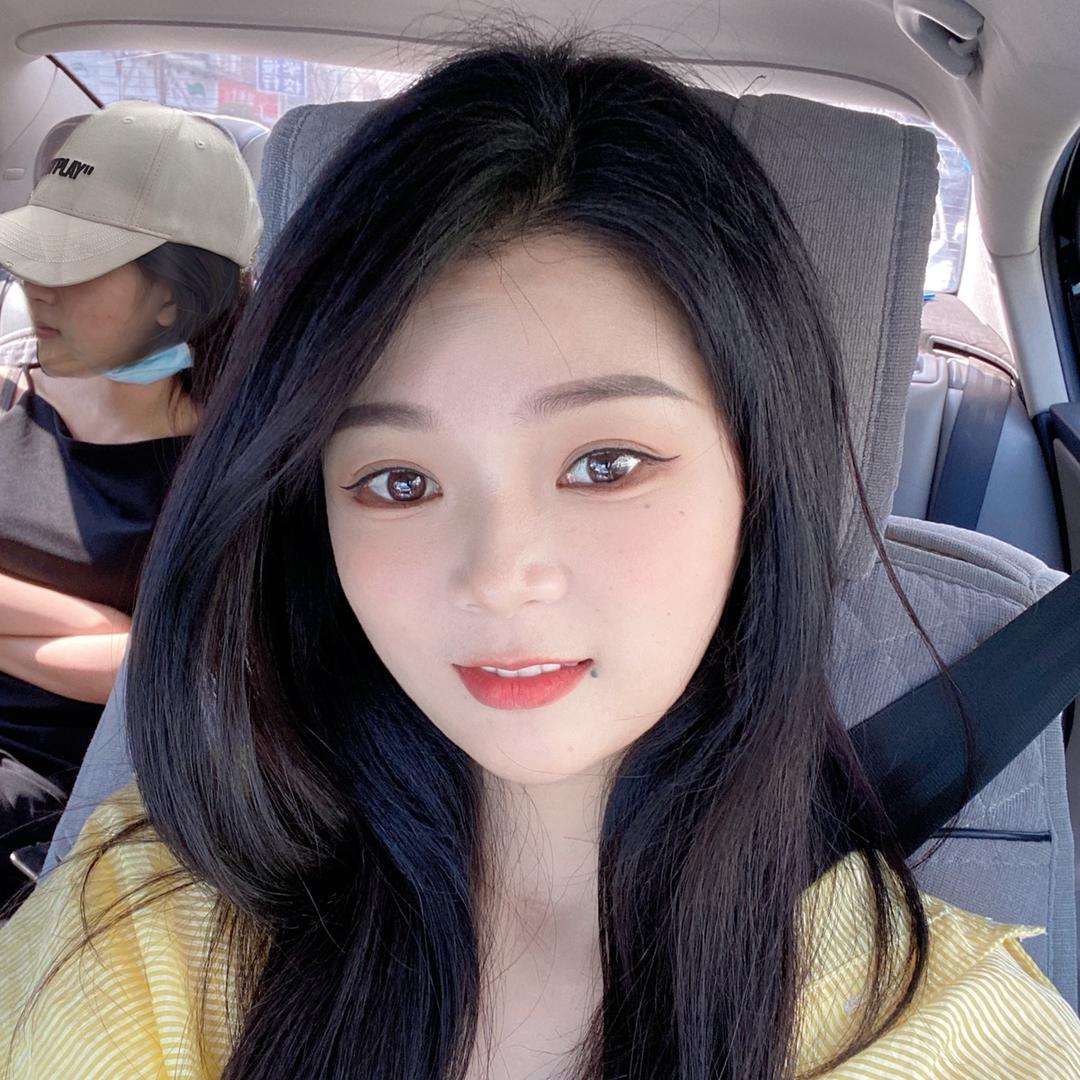 周婷