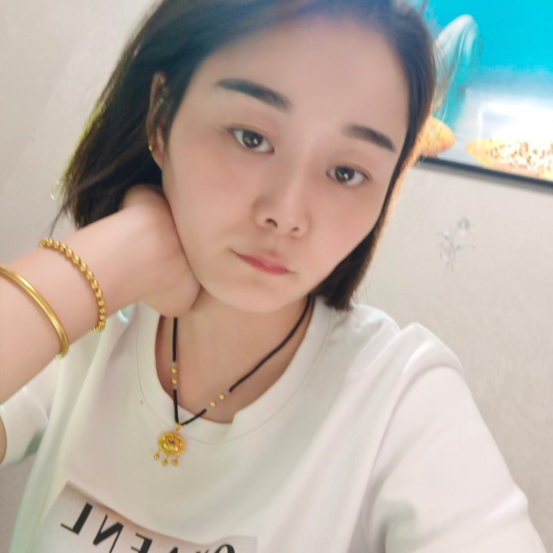 可爱🍐🍐
