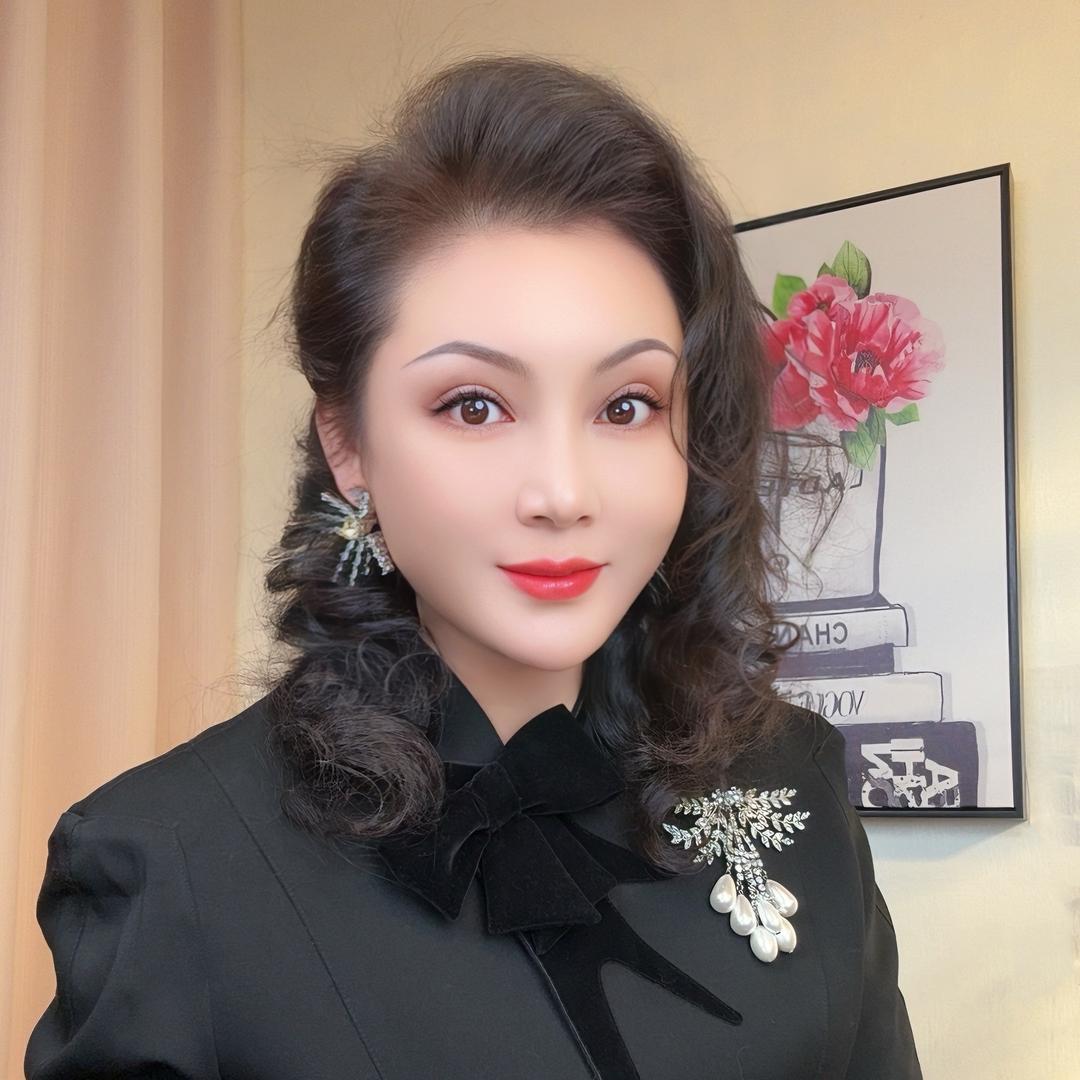 虞美人陈思含
