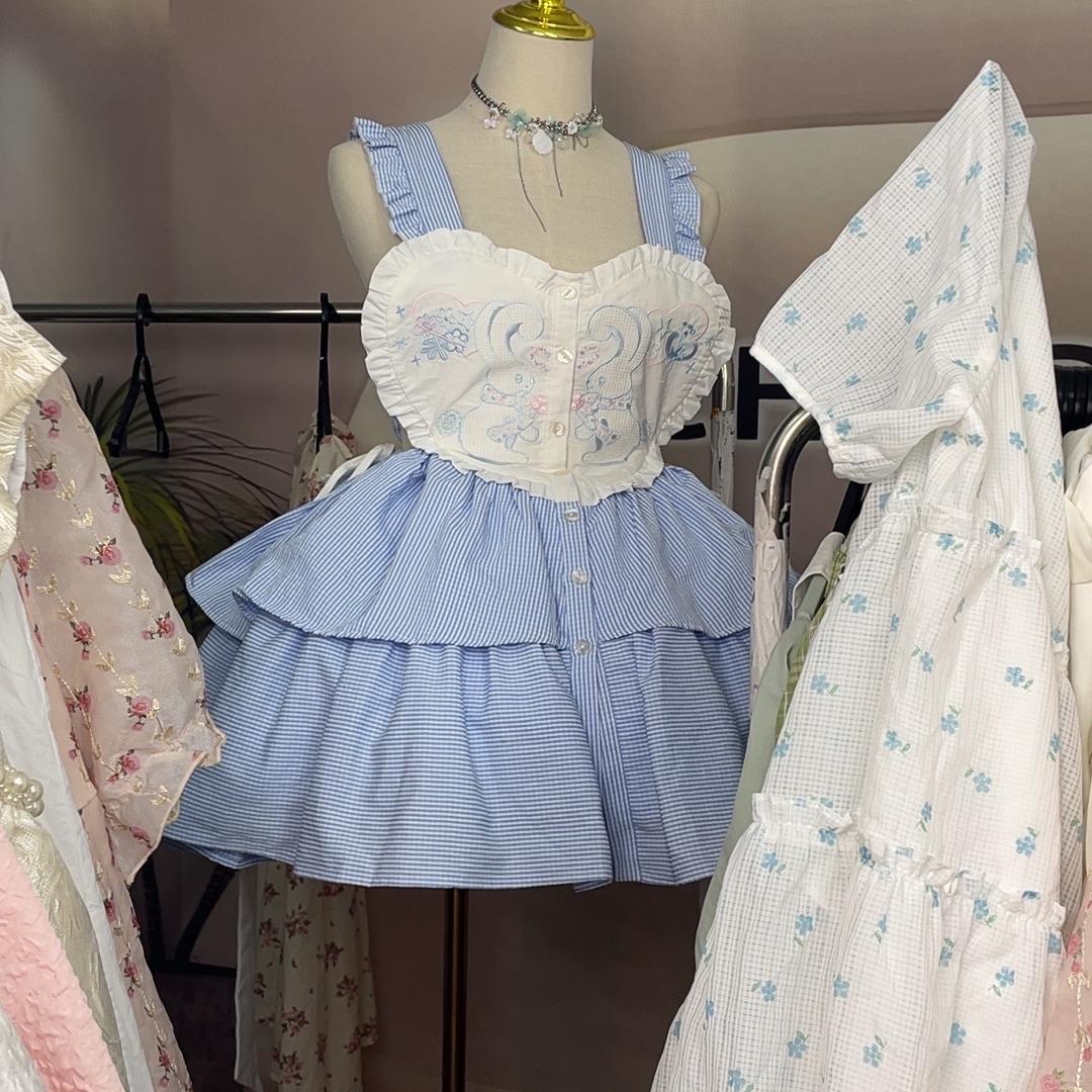 小红红女装搭配