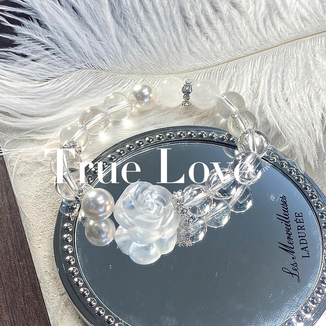 True Love饰品