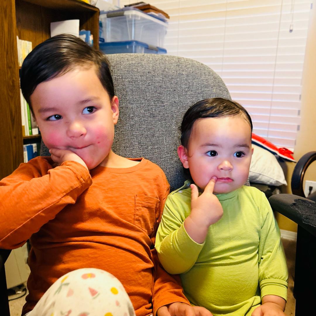 小约和小莉👦👧