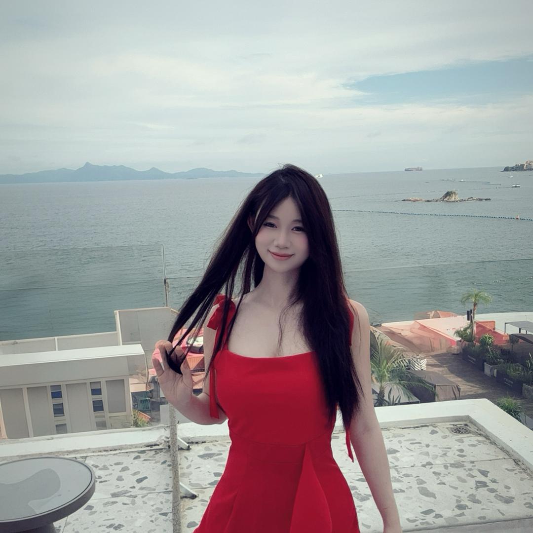 冯闪闪