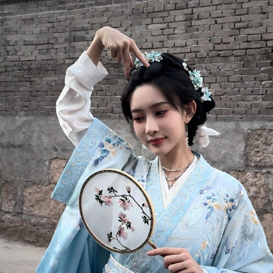 子义奴>_<
