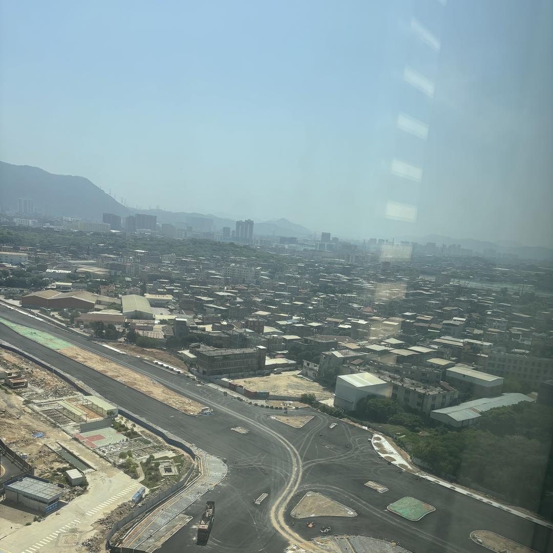 泓讯鹏百货店