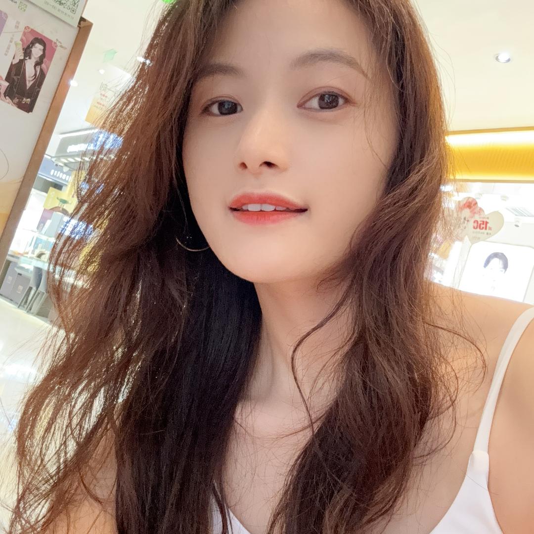 王小群