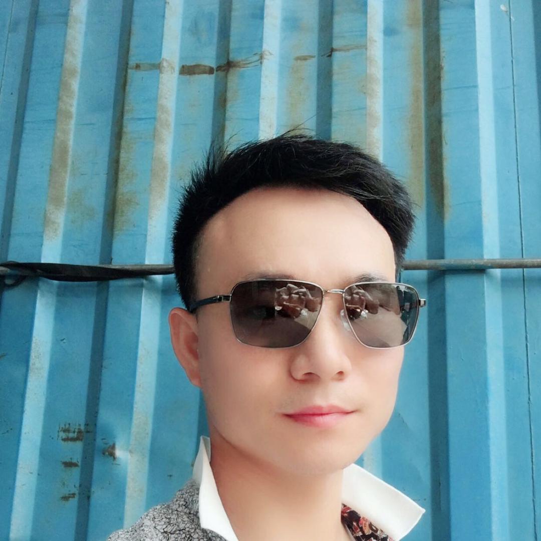 邱少