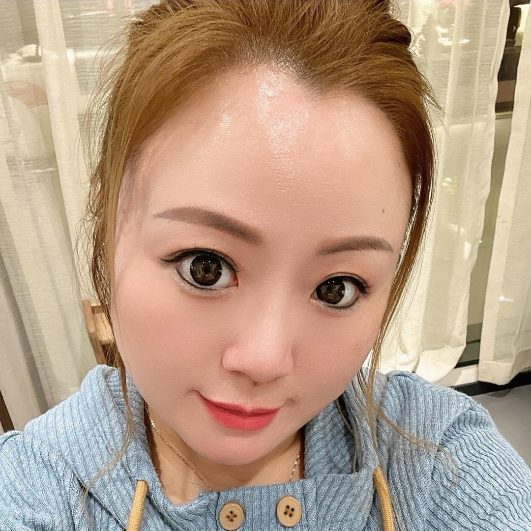 俊俏而美