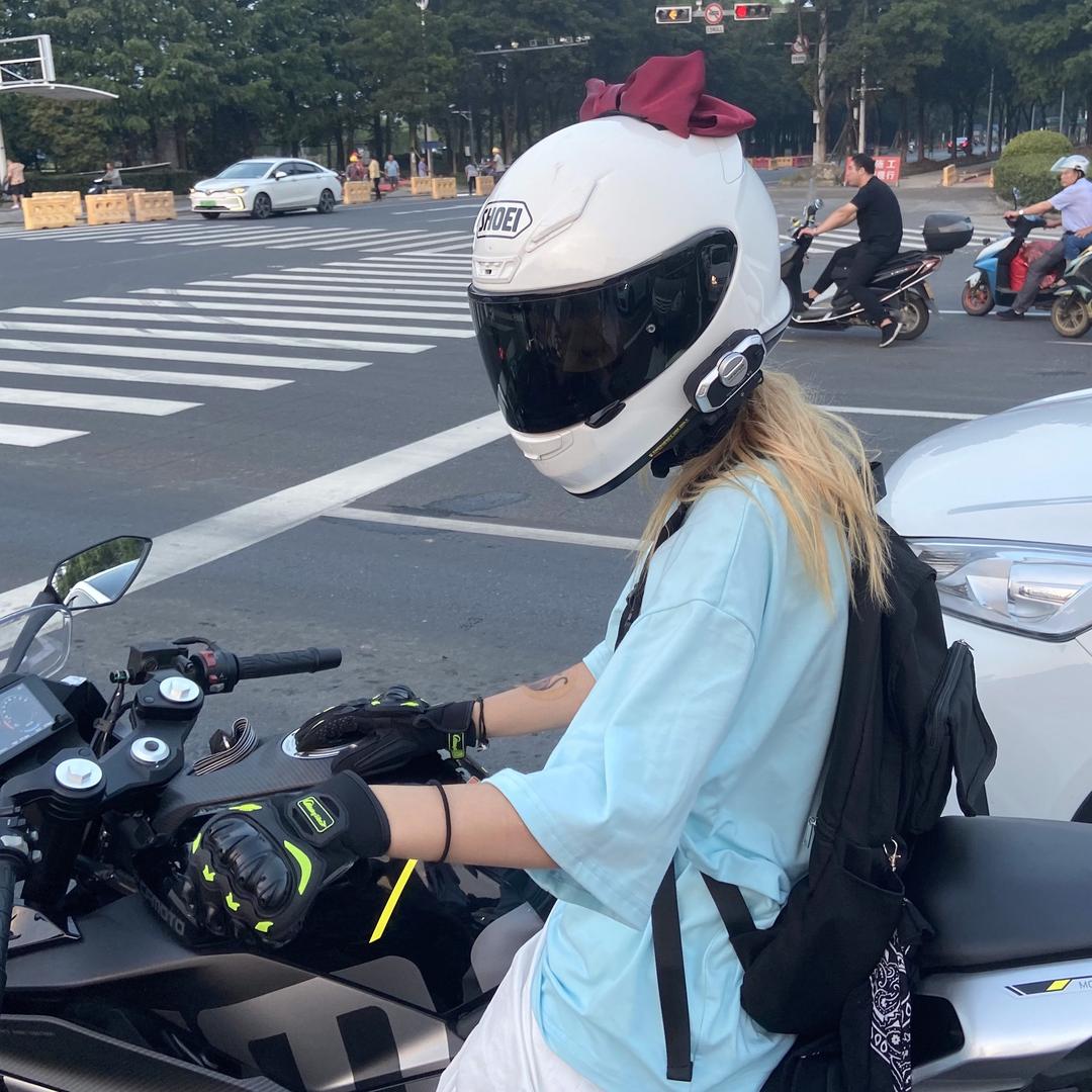 猪琪想压弯