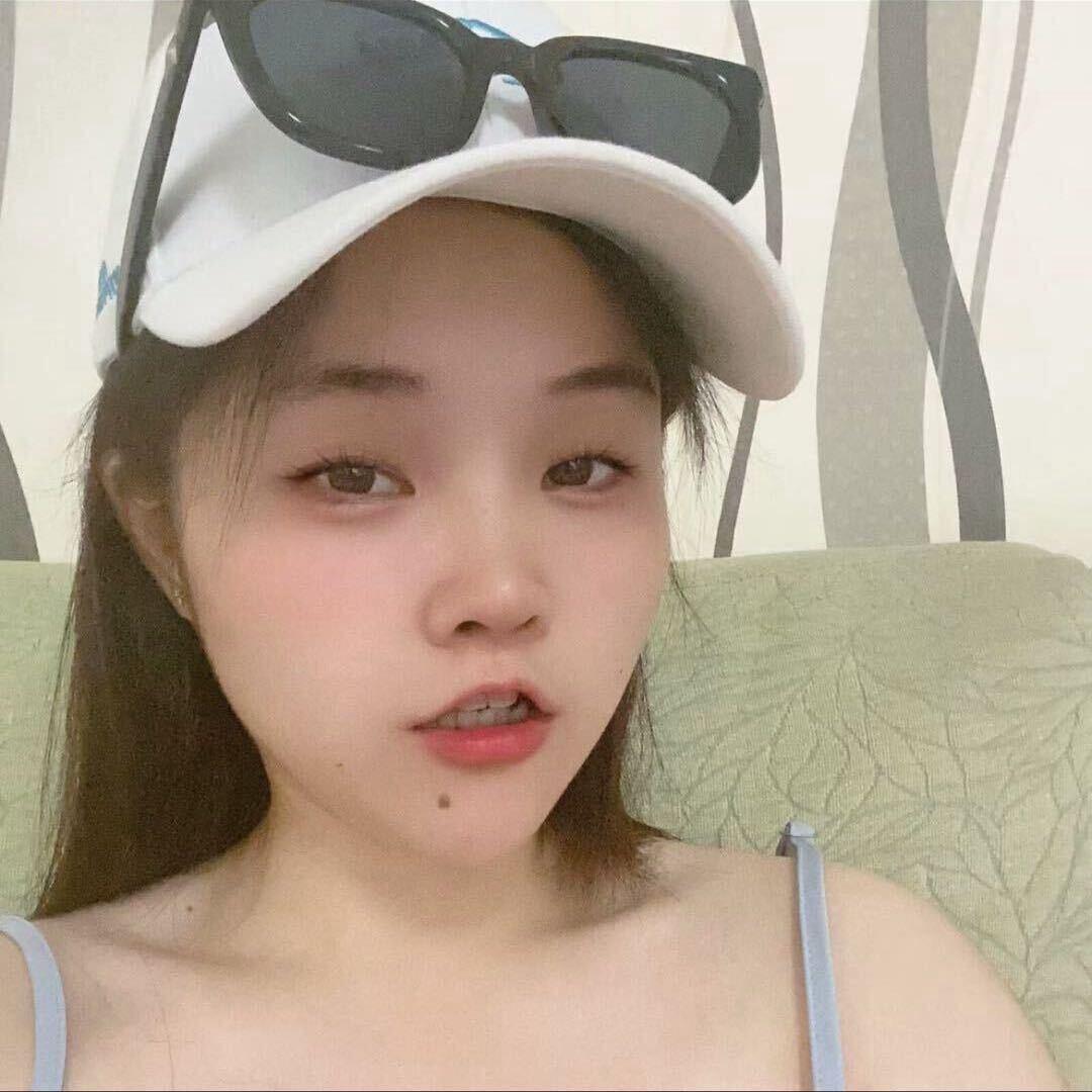 爱旅游爬山的雪儿