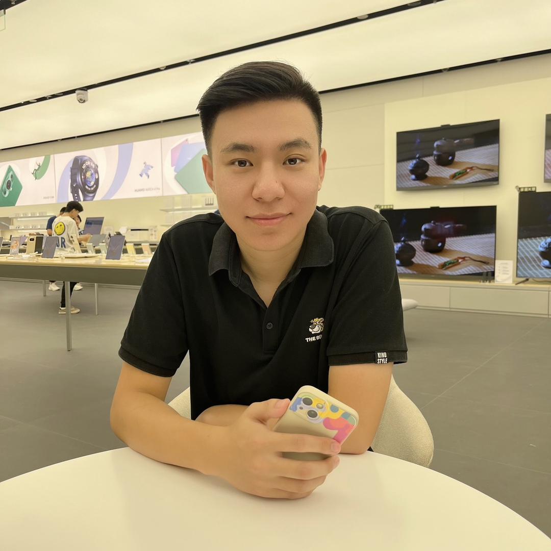 曹小草收手机（手机回收）