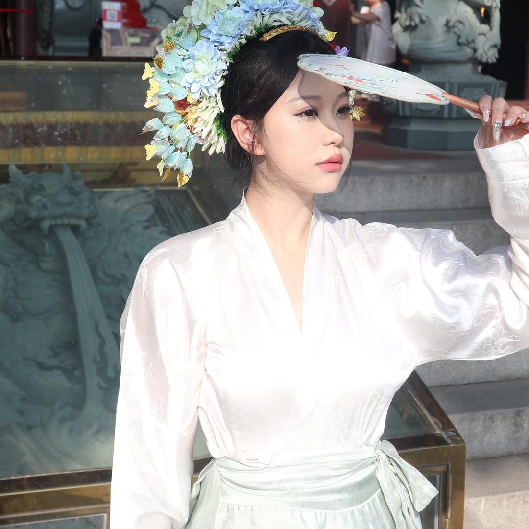 JEEPSPIRIT电魂闪服饰专卖店