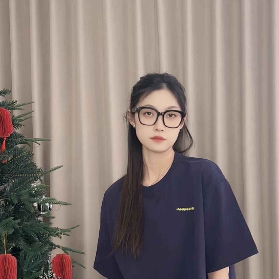 别样服饰