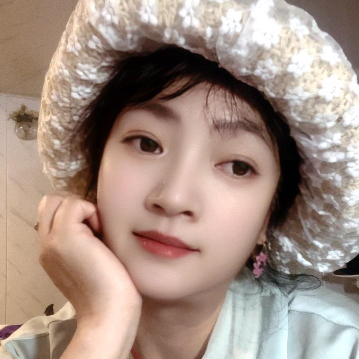 静静绣花