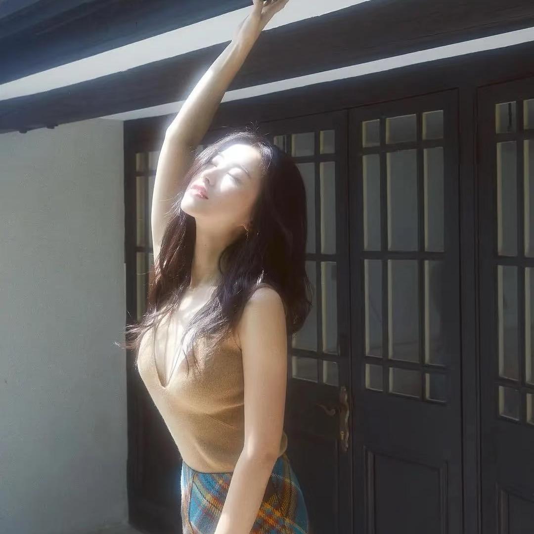 英英