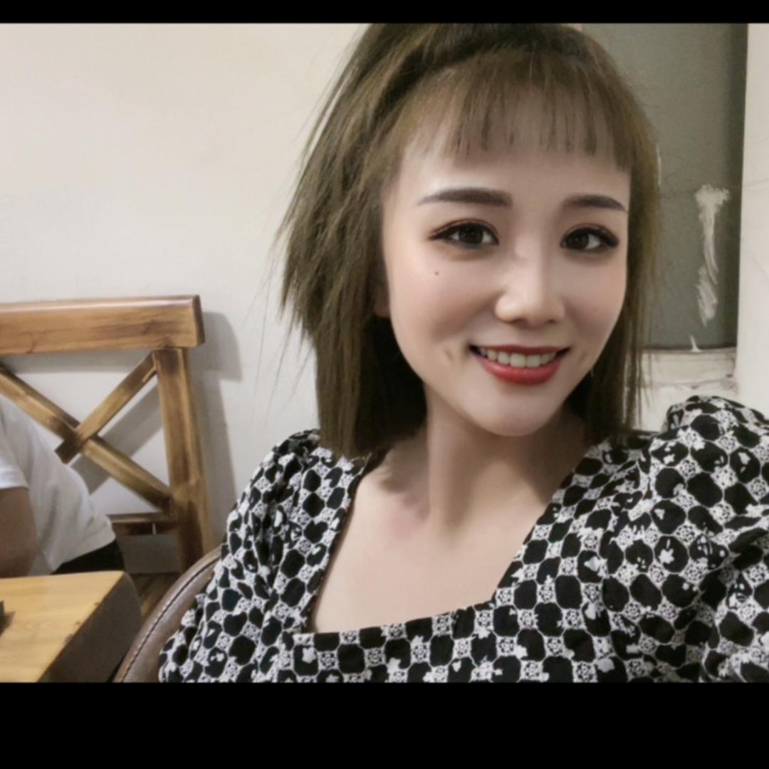 佳莹