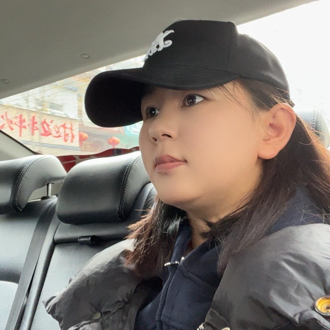 是杨小妮吖