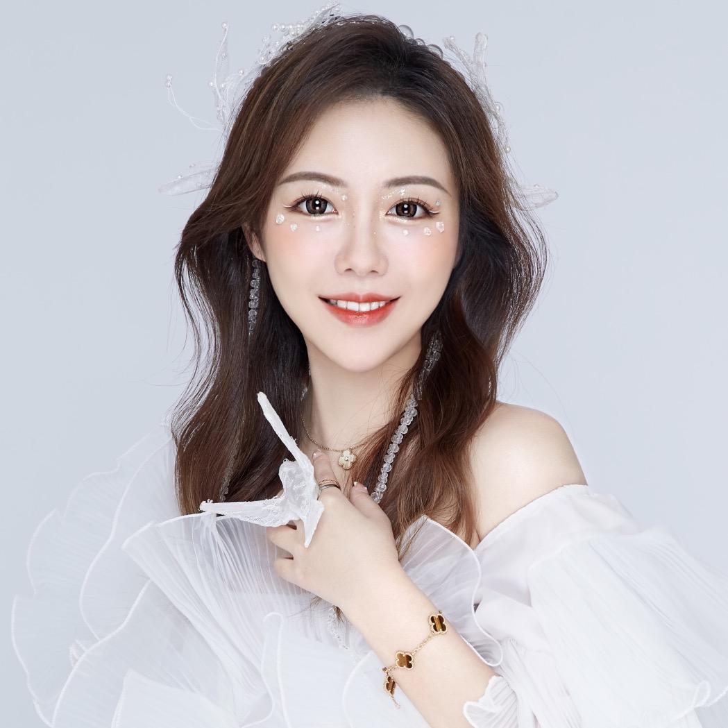 澳门张曼钰
