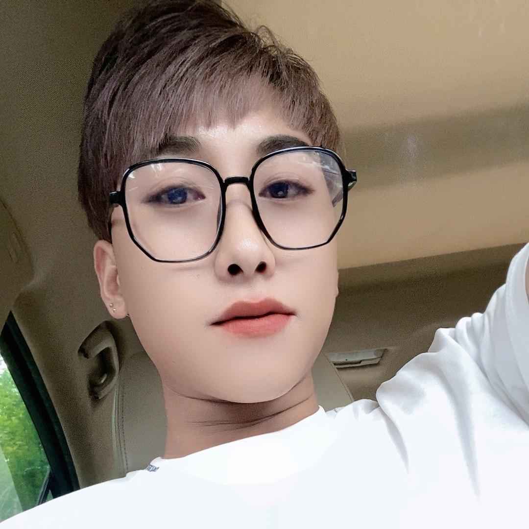 我是你永远得不到的男神💋