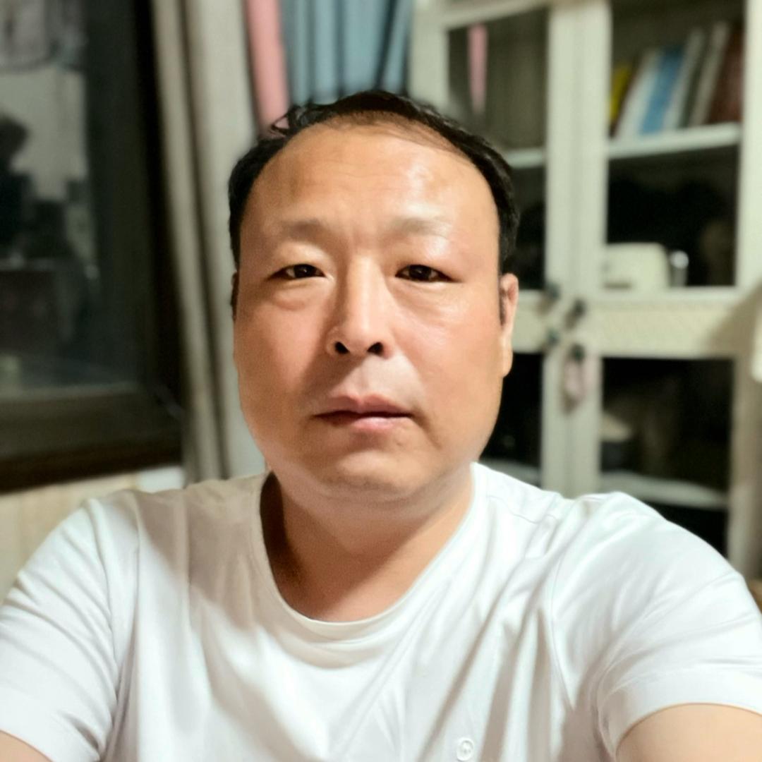 南召丽曼俪家居.李峰