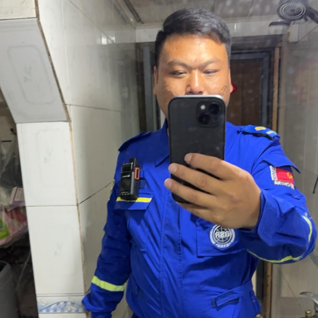 张超越重庆老火锅（明光市店）
