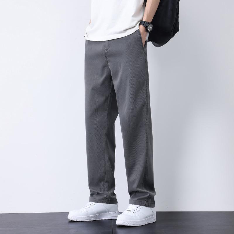 驯德龙猛马专卖店