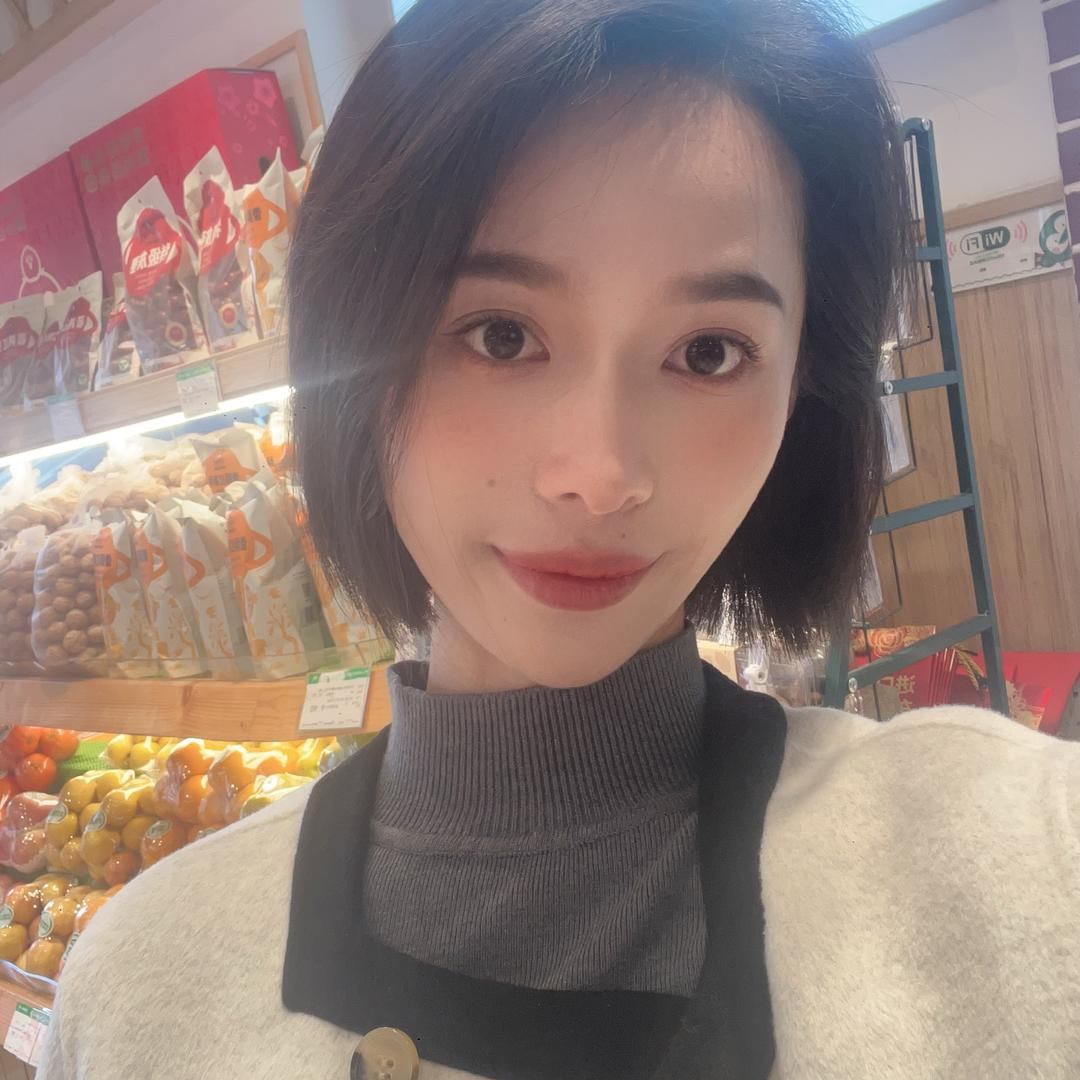 卖卤料的小邓