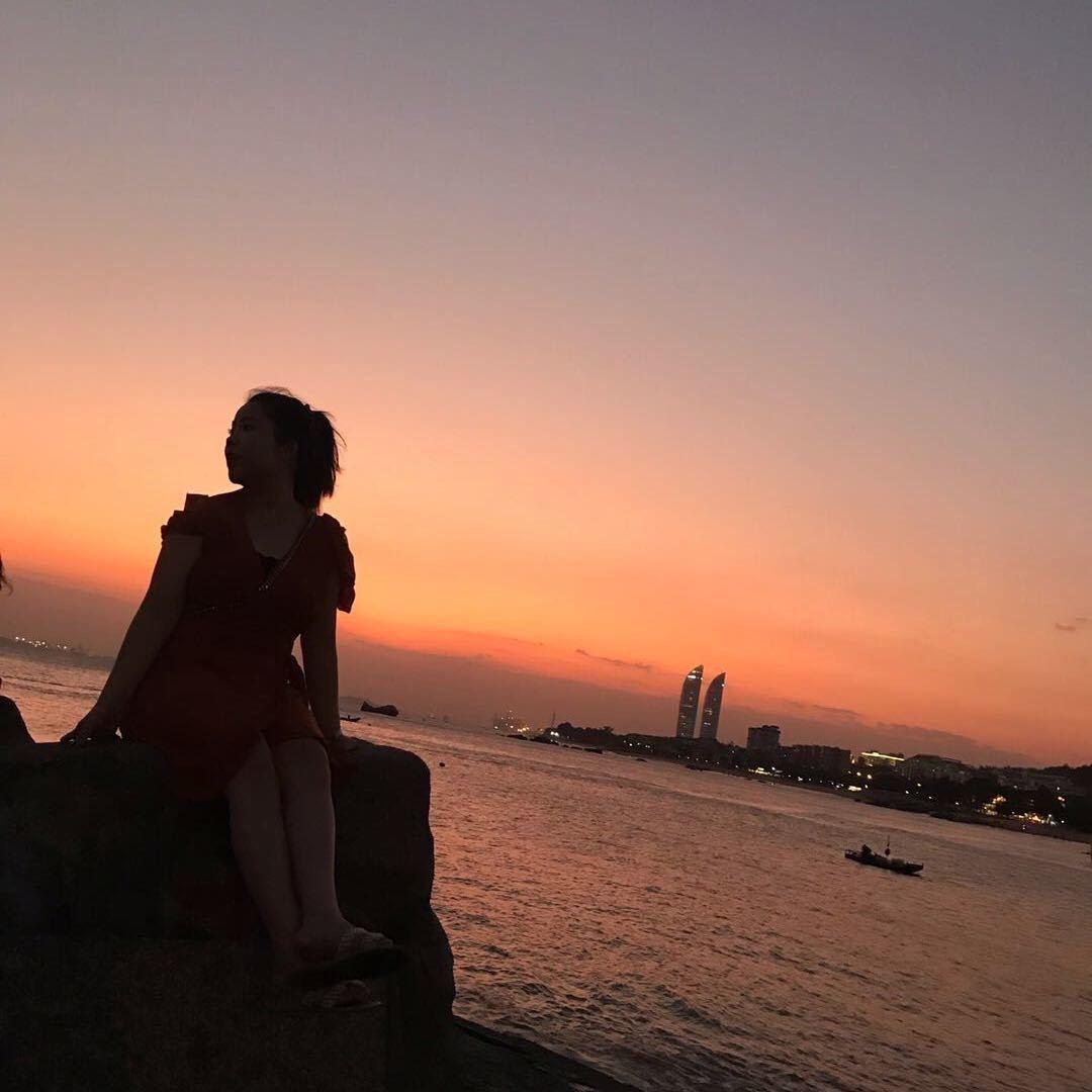 歪梨夏夏
