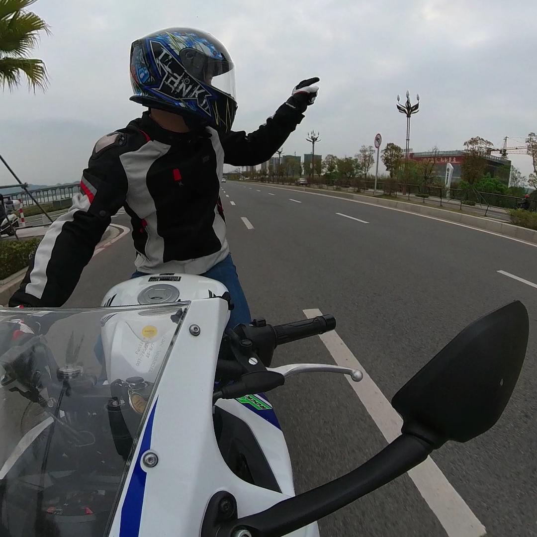 顺风张帆  勇往值钱