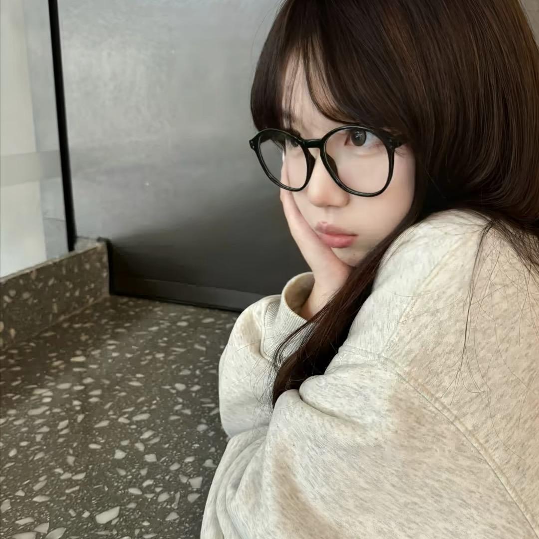 ㅤ  ㅤㅤ