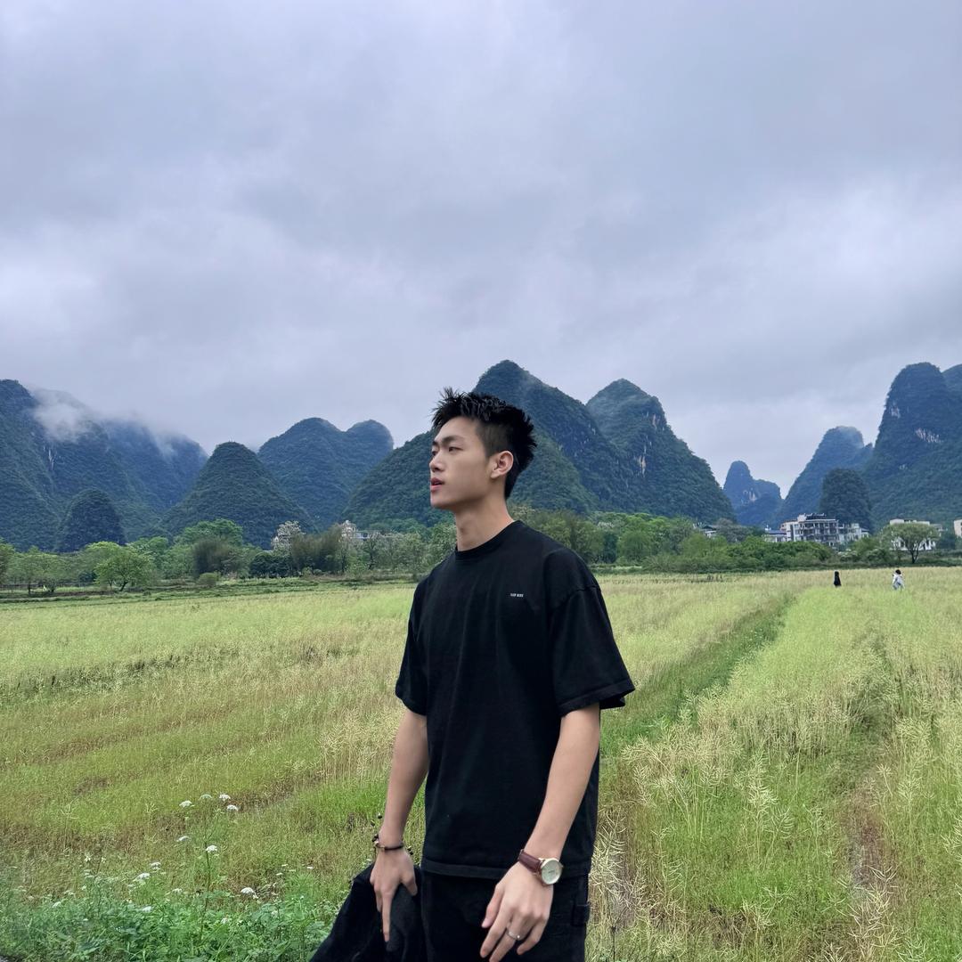 Y杨泽