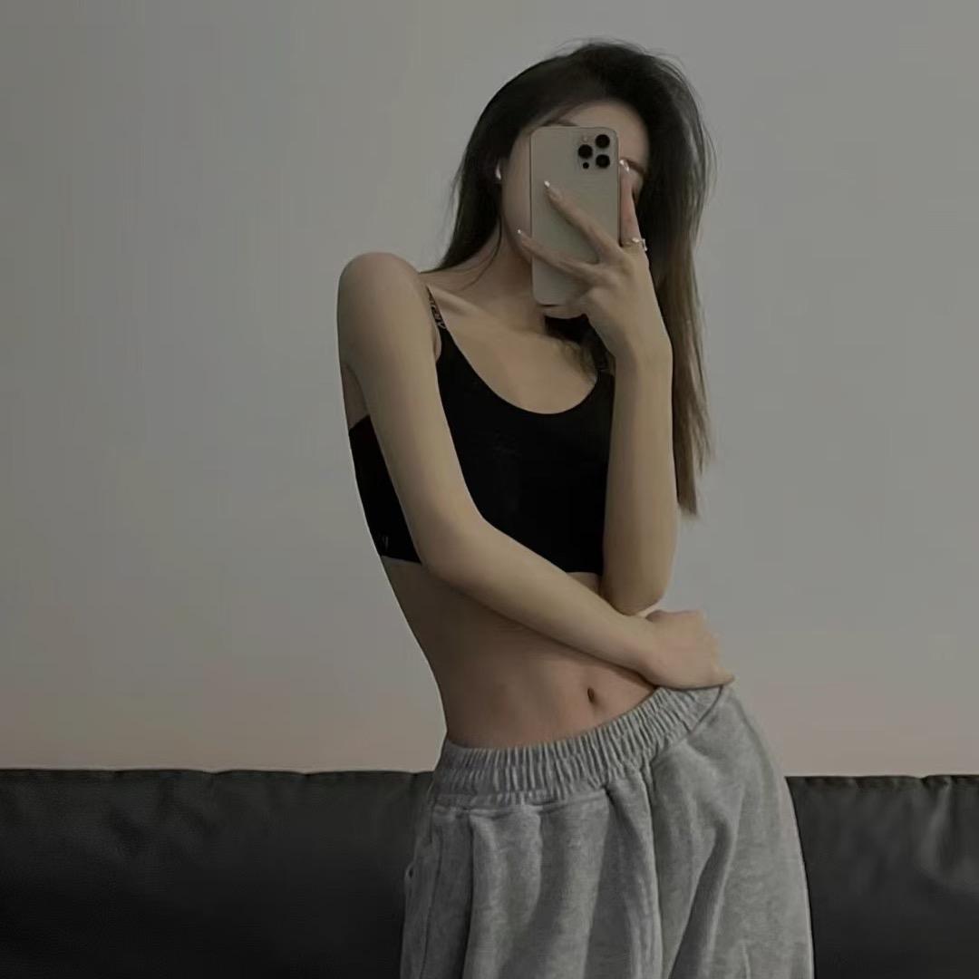 丹阳姬如春搞身材静静