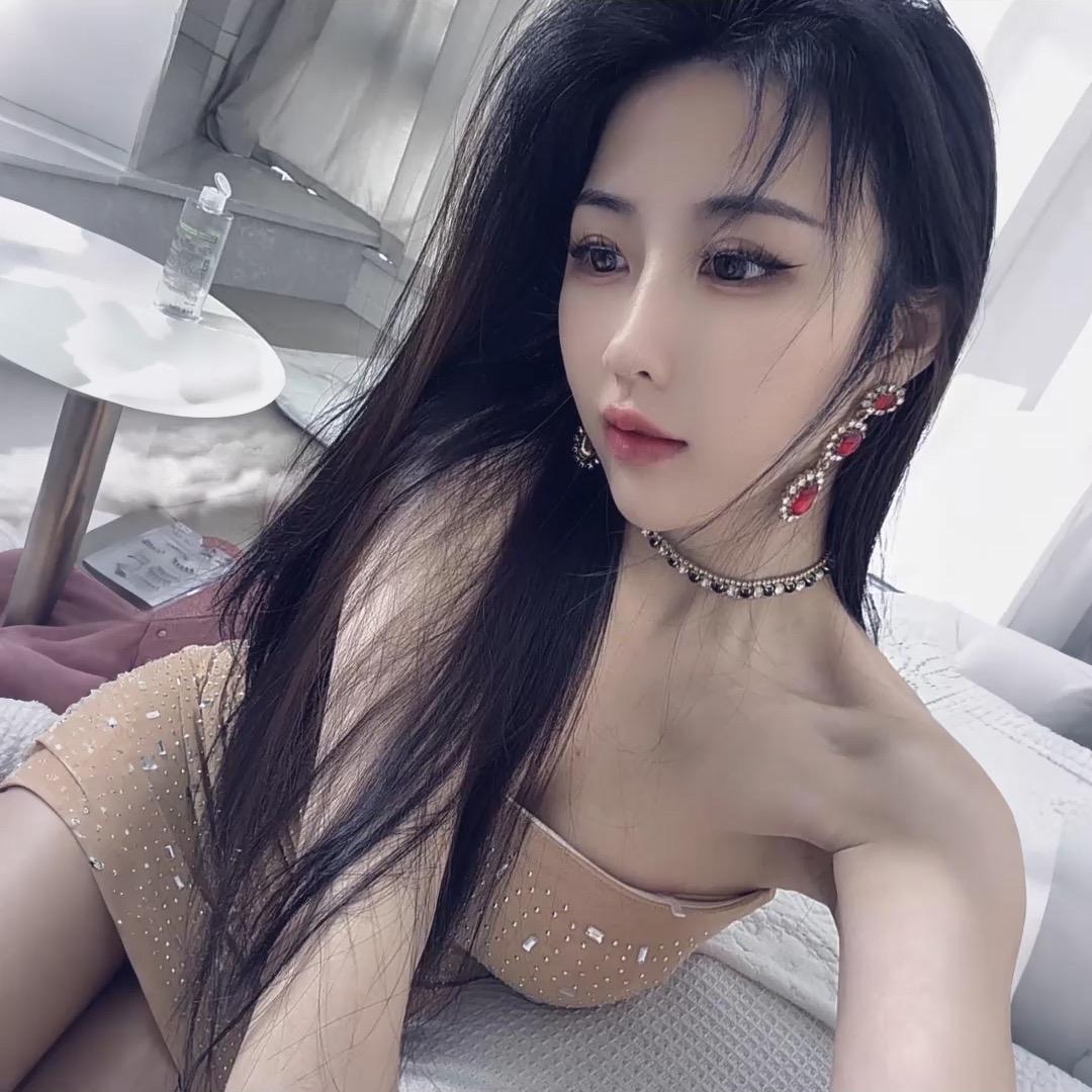 你女朋友