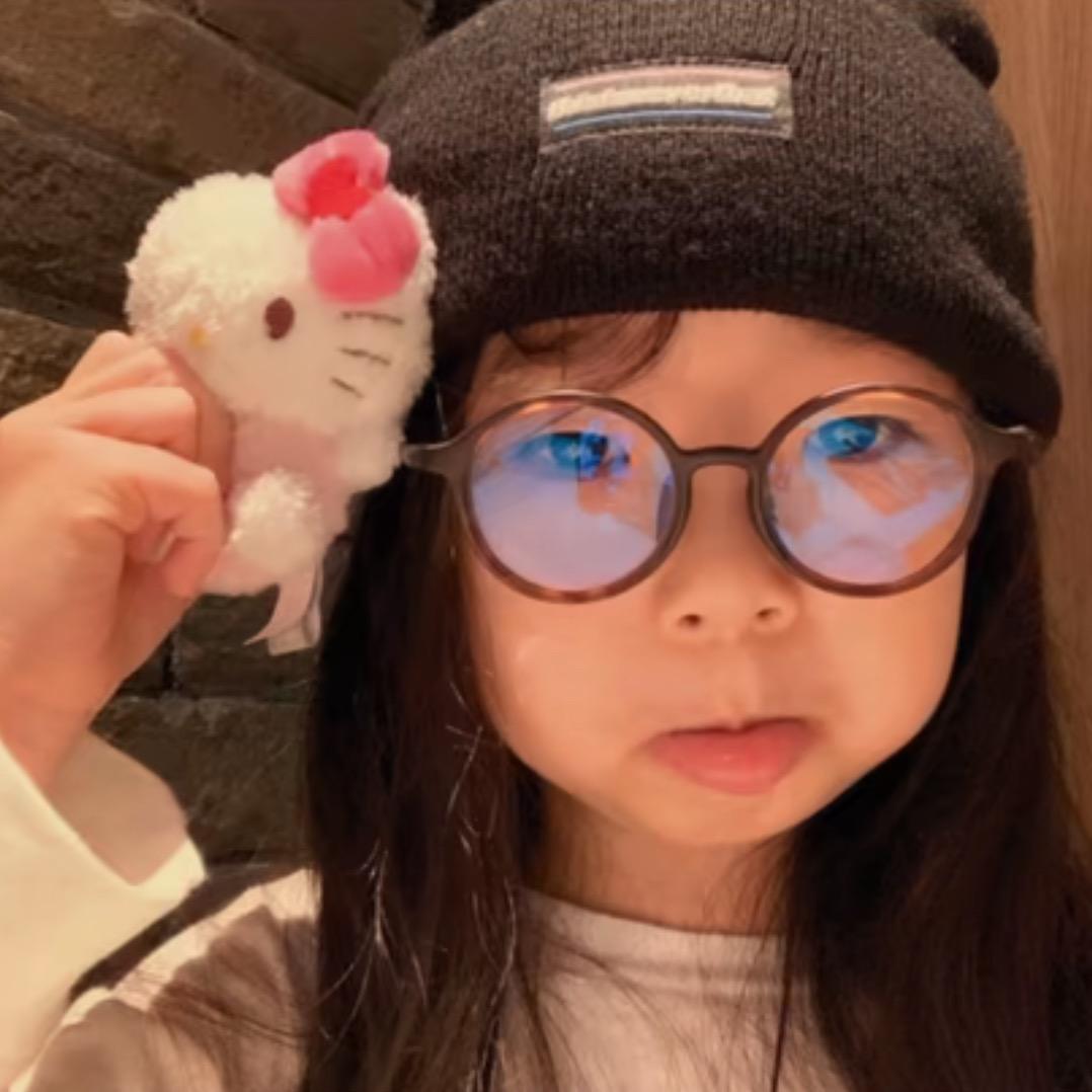 小婷.
