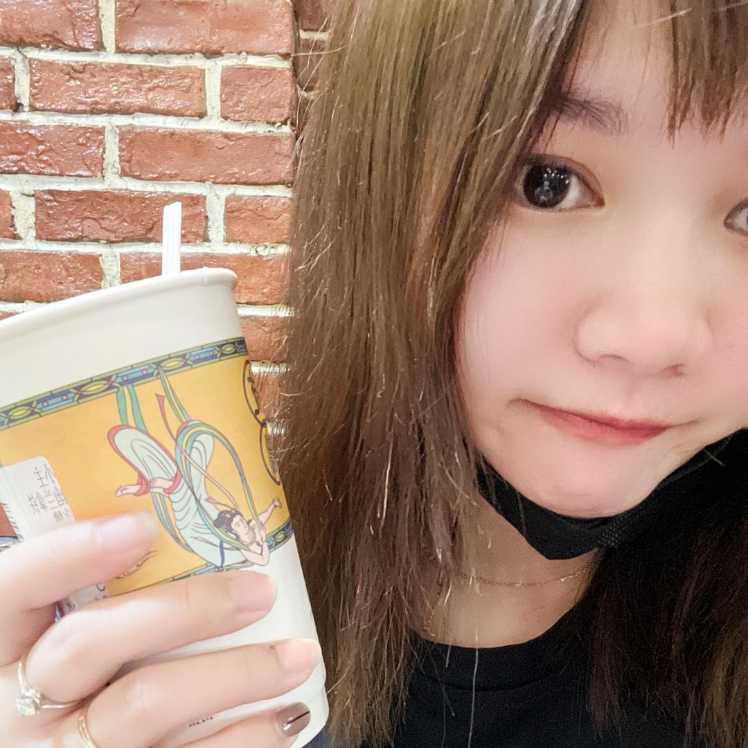 燕（商品在橱窗）