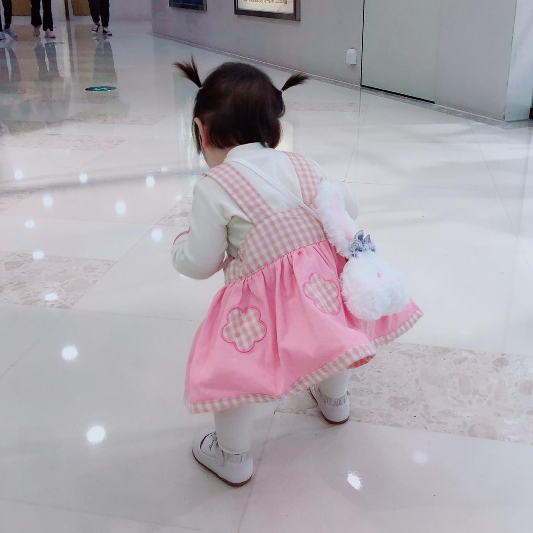深港少女与猫